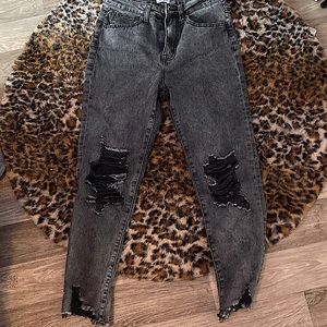 Black women’s high rise jean